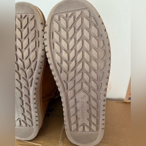 Uggs Koolaburra boots, size 9 - Picture 8 of 13